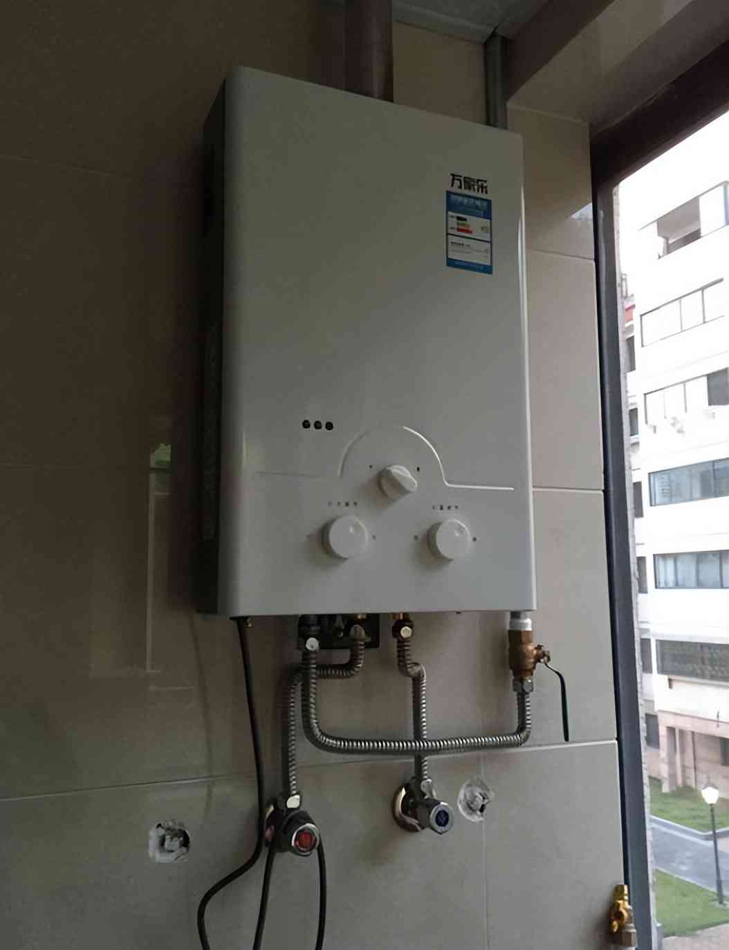 万和燃气热水器怎么样 哪个牌子的燃气热水器好?万和,史密斯还是林内?看完再买不迟 万和燃气热水器怎么样 哪个牌子的燃气热水器好?万和,史密斯还是林内?看完再买不迟