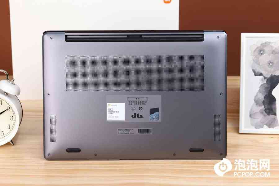 小米笔记本电脑全方位评测：Xiaomi Book Pro 14 2022 轻薄商务旗舰深度解析